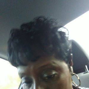 Meet your Posher, Lynette